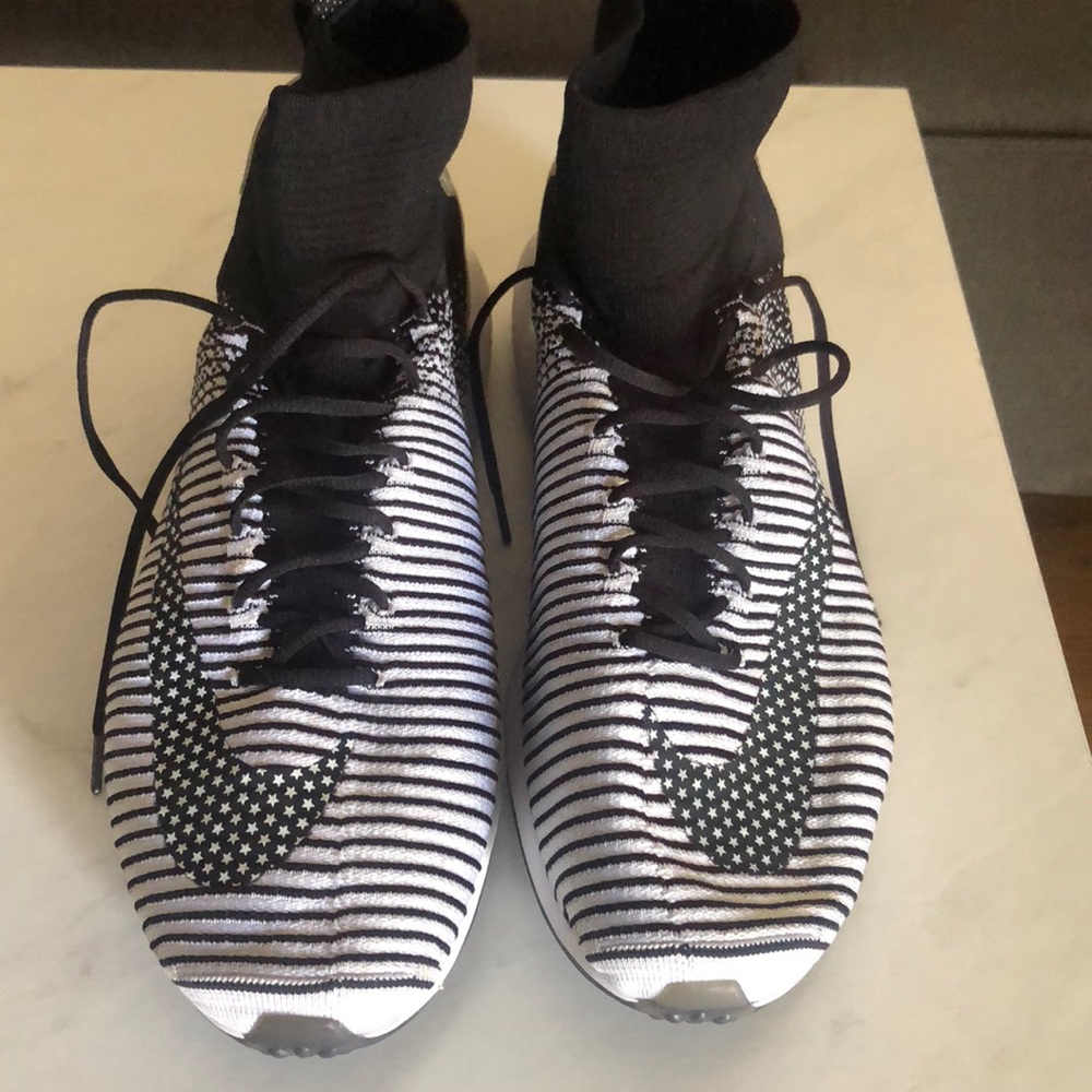 Nike Zoom Mercurial Xi Flyknit Fc (Black / White) - image 1
